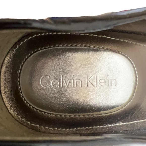 Calvin Klein Olive Classic Black Patent Leather Pumps Size 8.5 - Picture 8 of 9